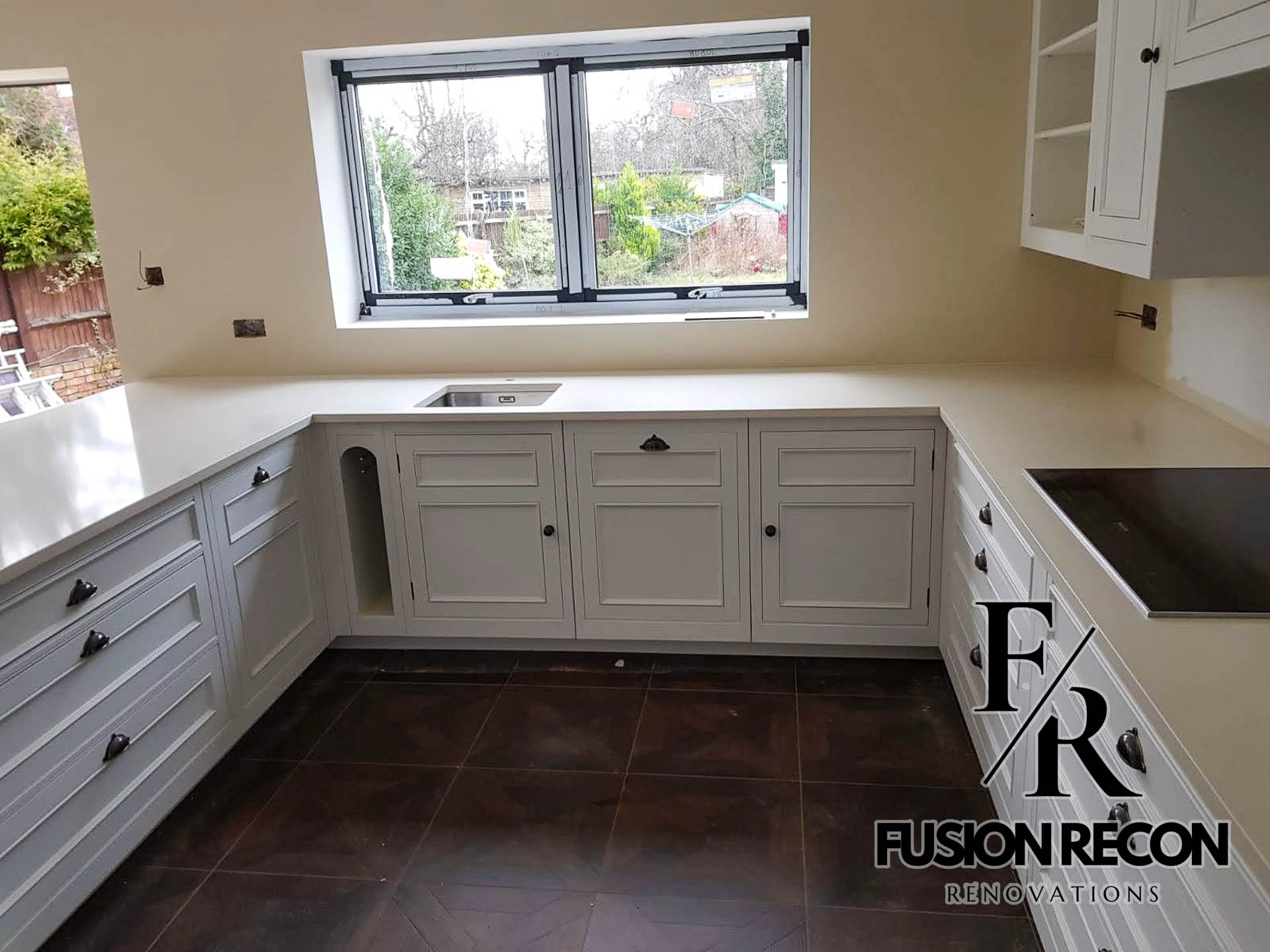 bespoke-c-shaped-kitchen-installation-putney-sw15 Bespoke C-shaped kitchen installation in modern home, Putney SW15