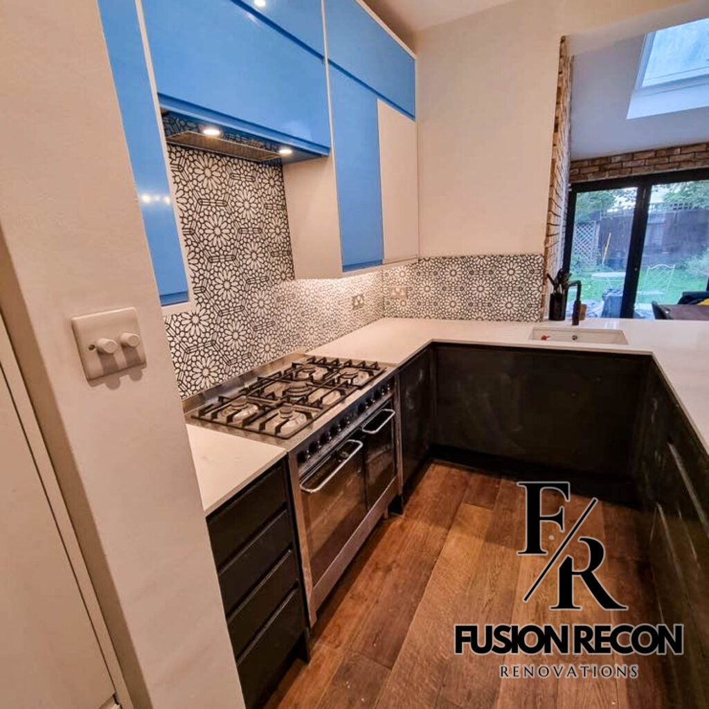 Modern kitchen with brick-style wall tiles and Victorian patterned flooring – Richmond TW9